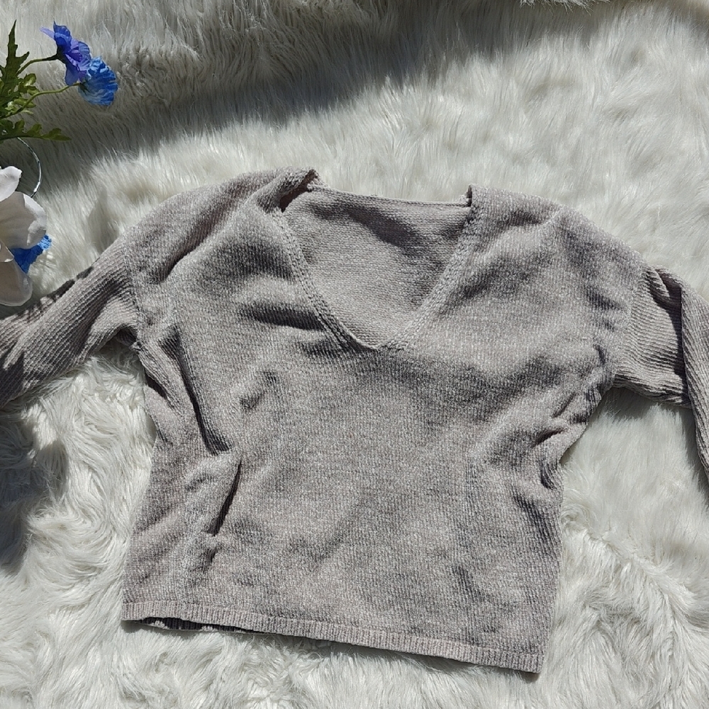 Women's Cozy Crewneck Sweater in Light Taupe